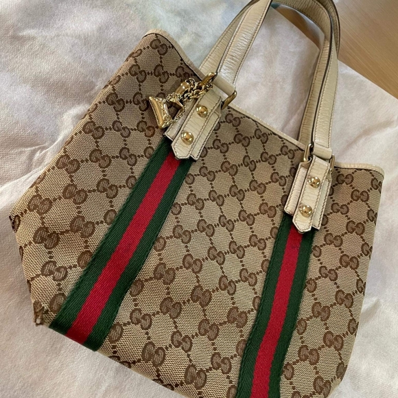 🧩Gucci🧩 - Picture 2 of 9